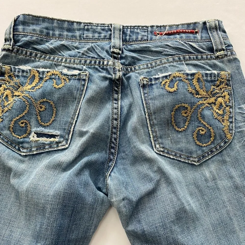 Vigoss Jeans Women's Size 3/4 (27) Distressed Blue Denim Raw Hem Y2K Mcbling